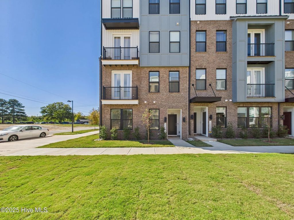 1259 Shaw View Alley, Raleigh