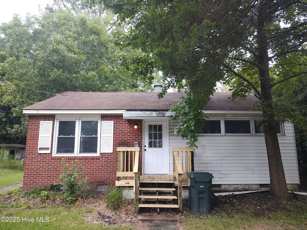 1201 Simmons Street, New Bern