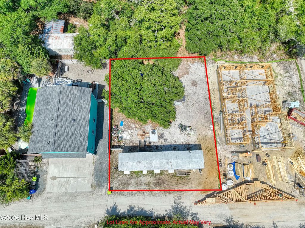 104 Moorefield Drive, Carolina Beach