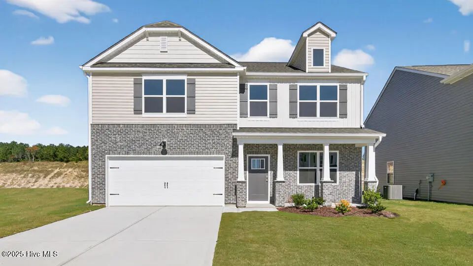 668 Wilder Bloom Path, Aberdeen