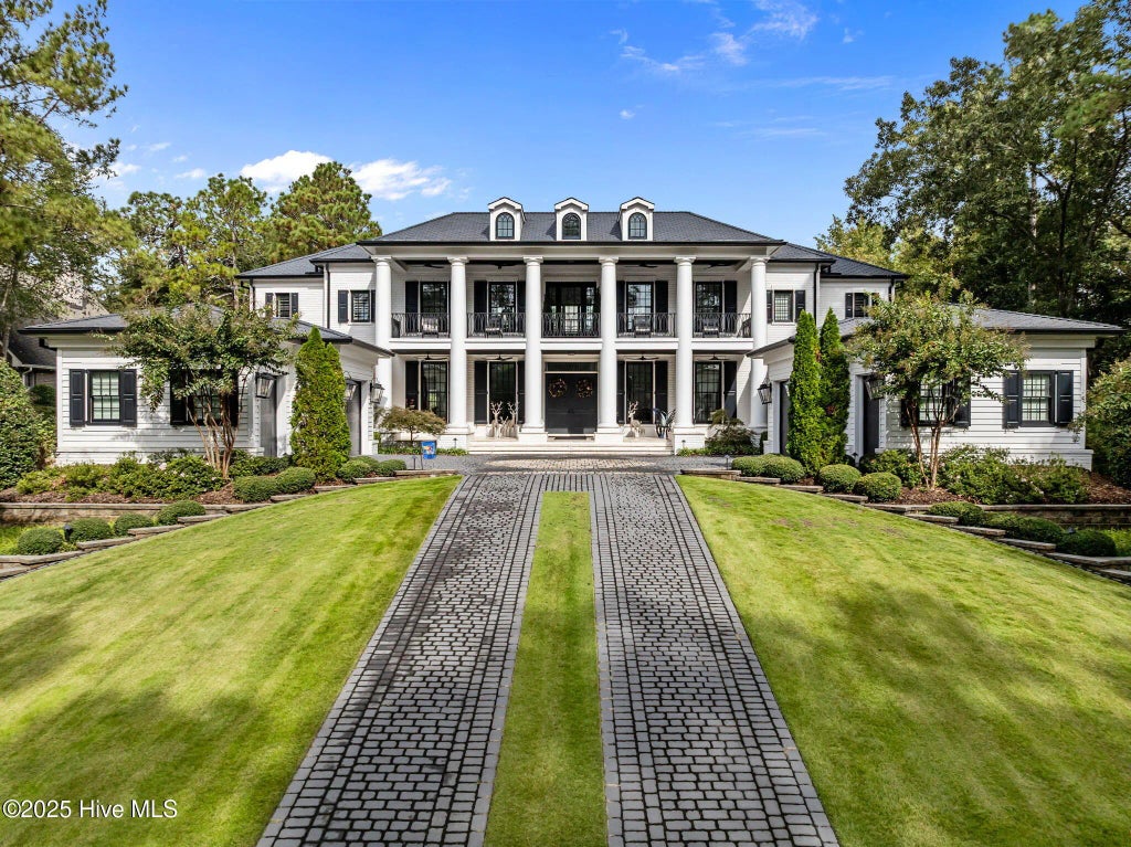 140 Brookhaven Road, Pinehurst