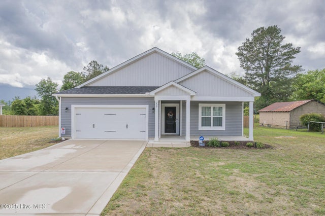 200 Laurel Lake Road, Salemburg