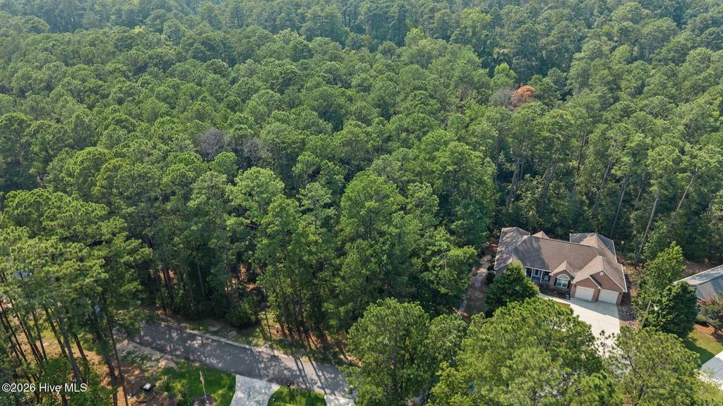 312 Melanie Lane, McCormick