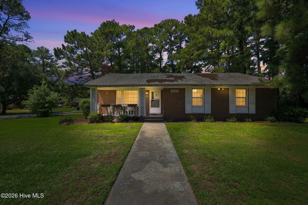 4280 Se College Street, Ayden