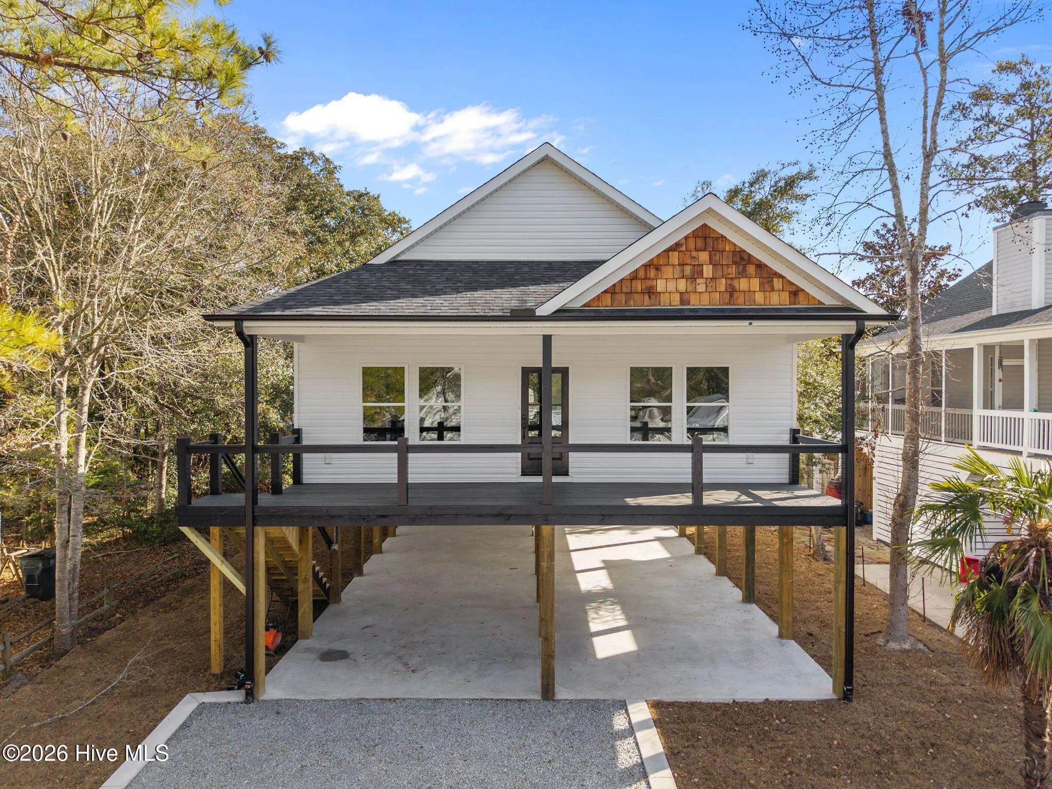 162 Nw 13th Street, Oak Island