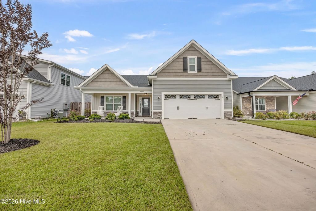 6009 Duxbury Court, Leland