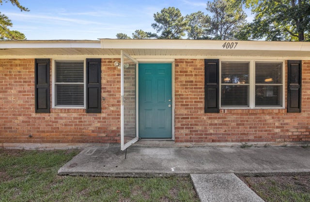 4007 Horseshoe Road, 