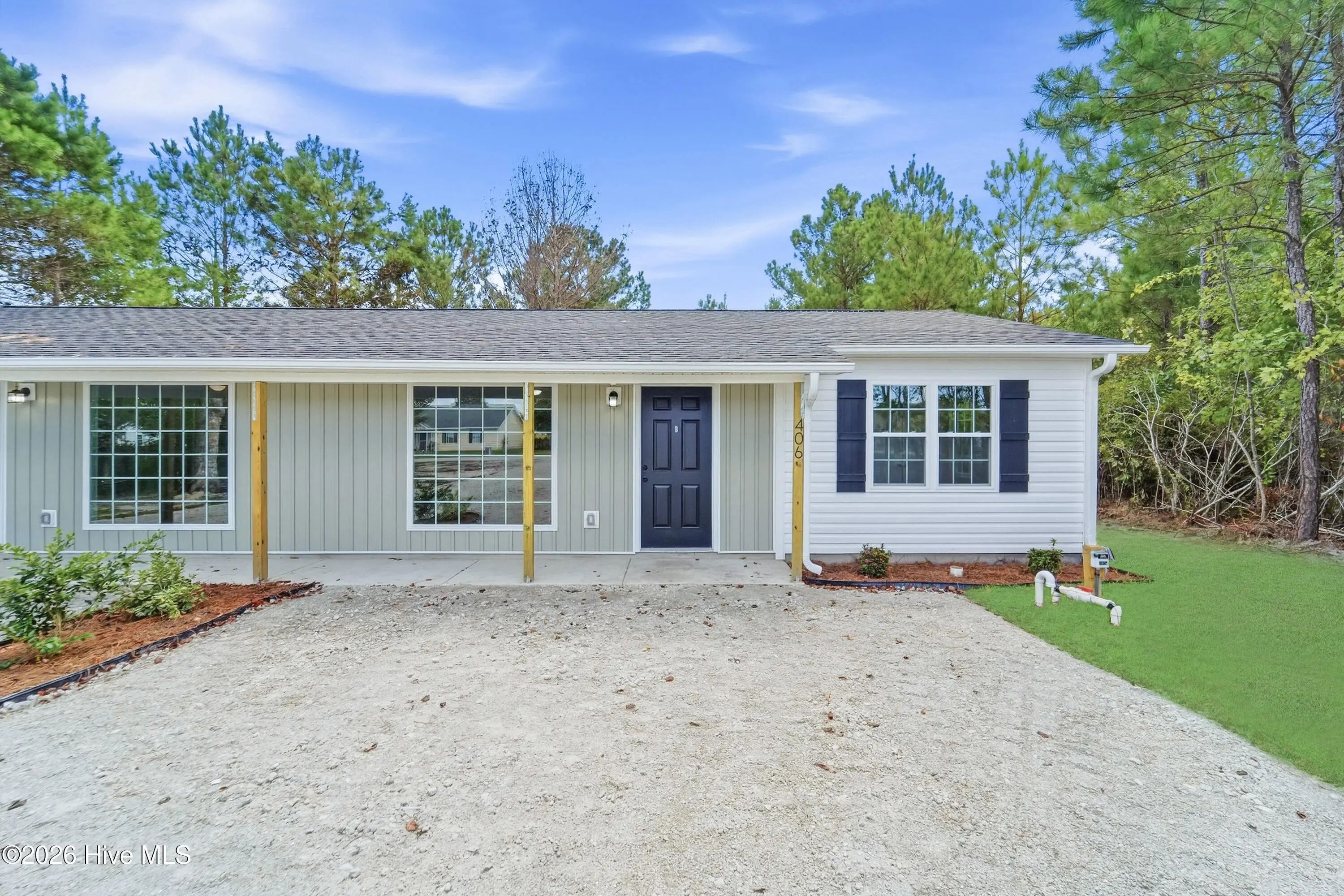406 Foxtrace Lane B, Hubert
