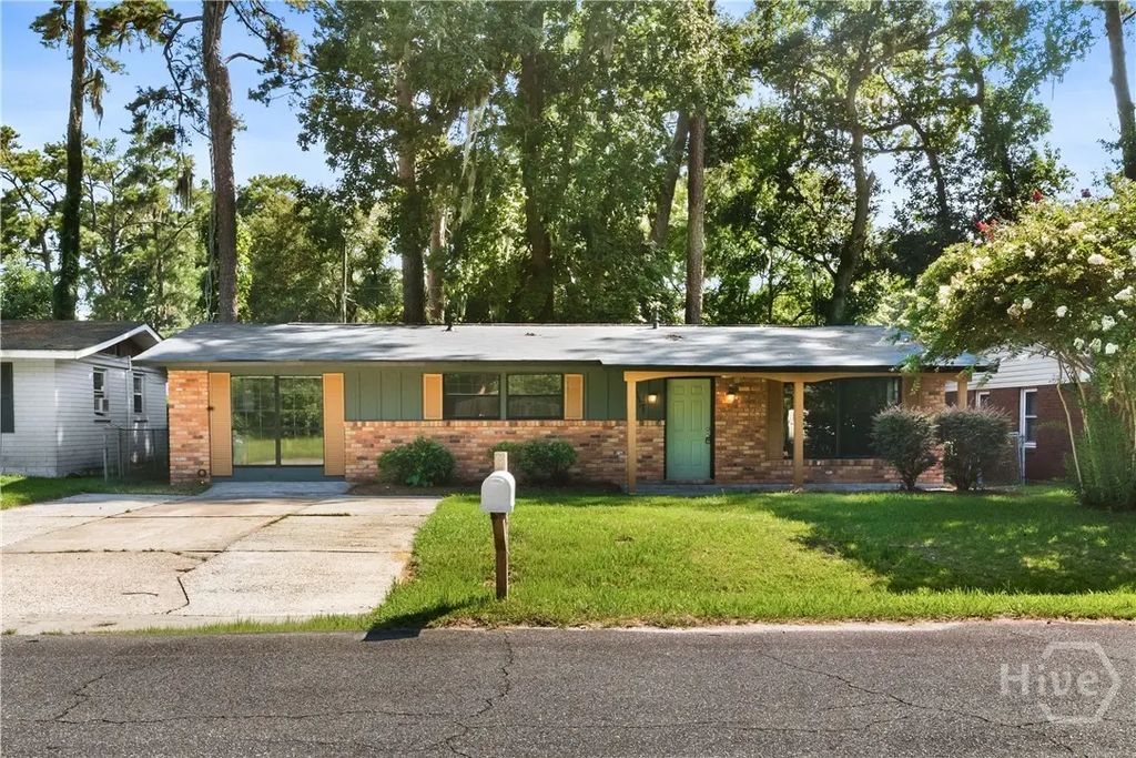 2217 Iris Street, Savannah