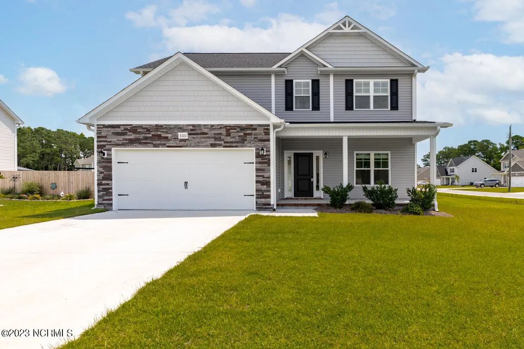 300 Waylon Way, Holly Ridge