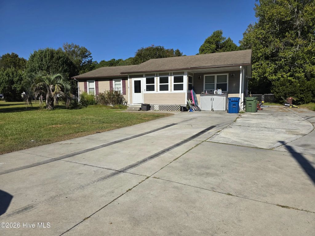 1431 Old Folkstone Road, Sneads Ferry