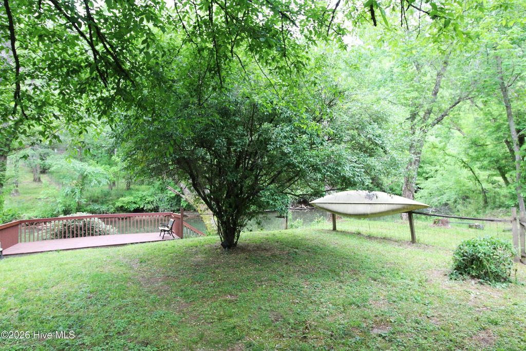 130 Ivy Lane, Notla