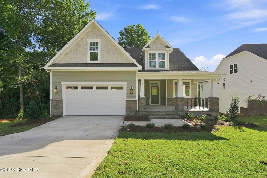 75 Plantation Drive, Southern Pines