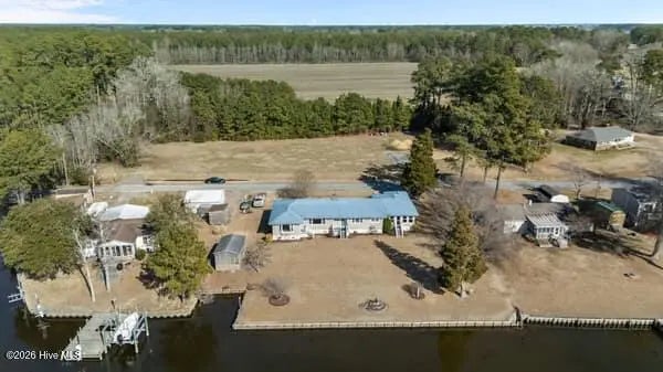 835 Foreman Lane, Belhaven