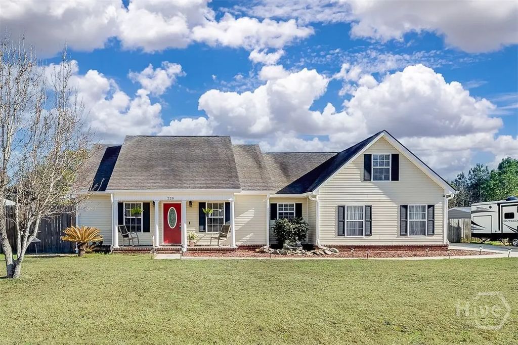 228 Wild Rose Drive, Guyton
