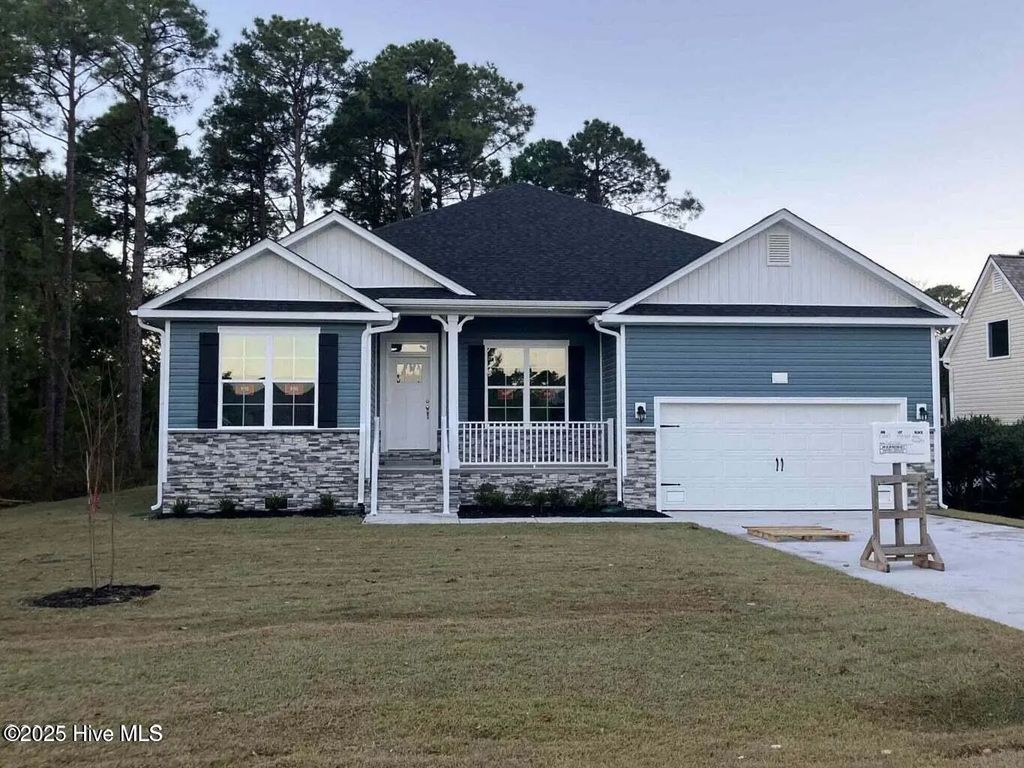 2108 Caracara Drive, New Bern