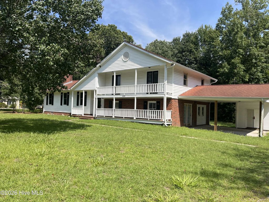 220 Edgewood Drive, Jacksonville