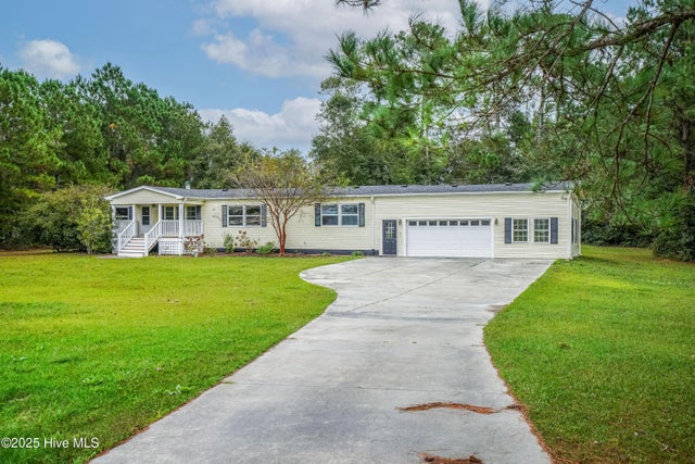 112 Patsy Lane, Hubert