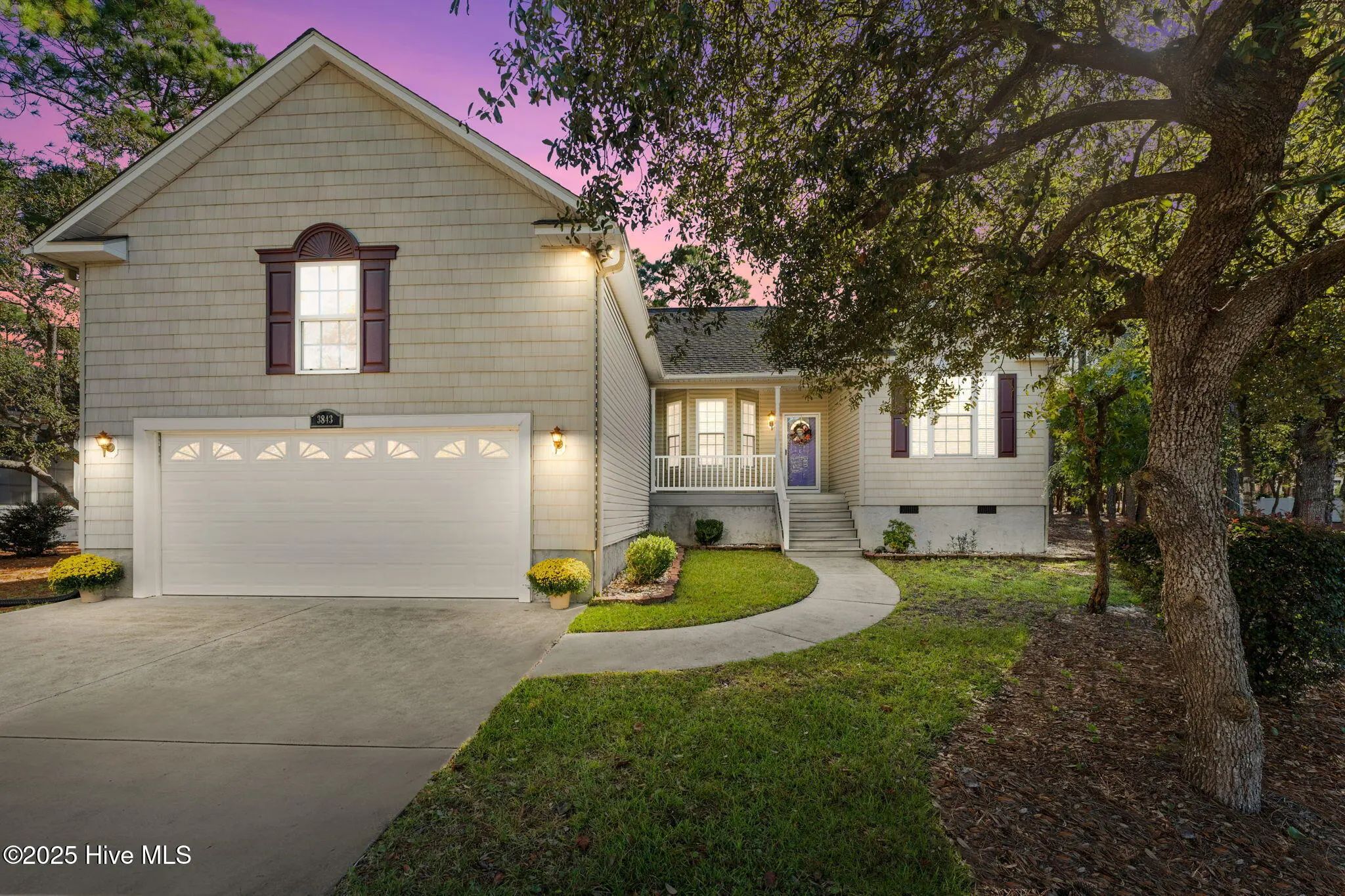 3843 Winding Vine Way, Southport