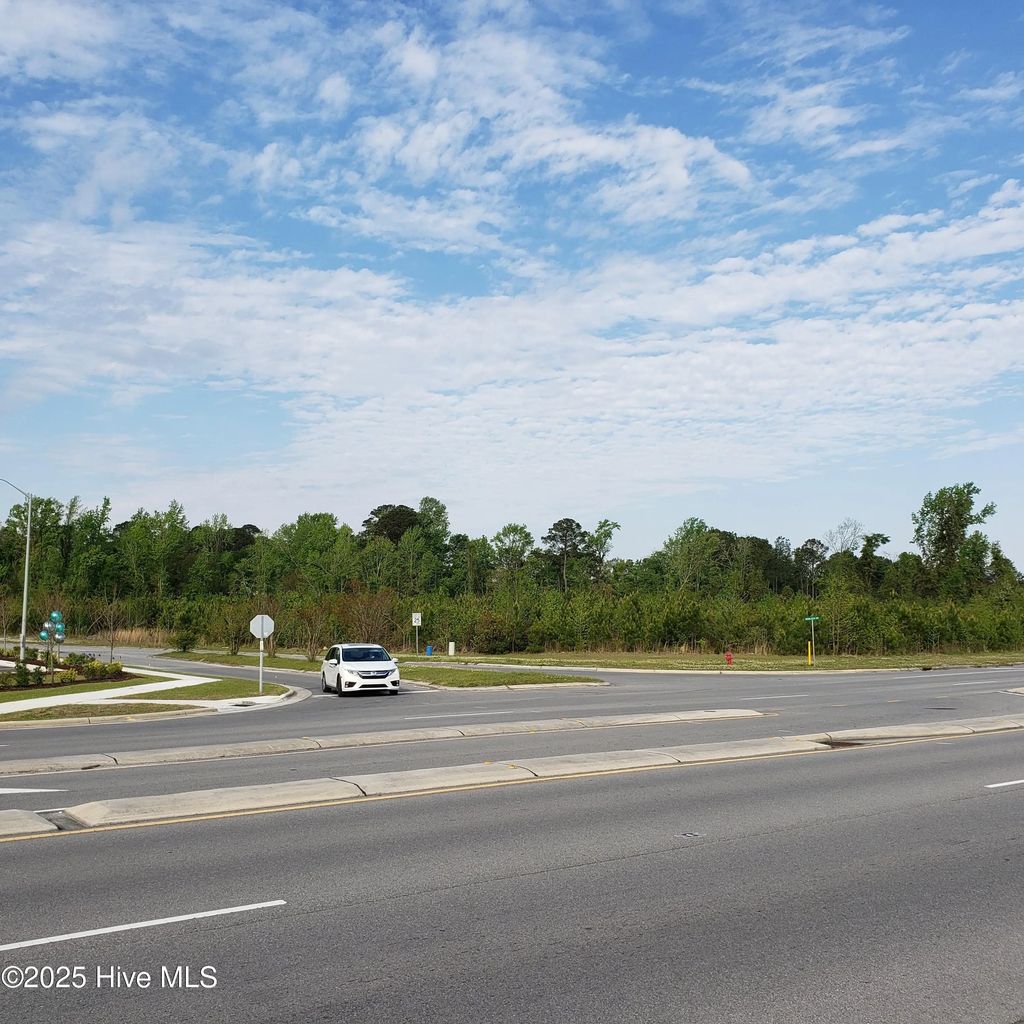 1120 Piney Green Road, Jacksonville