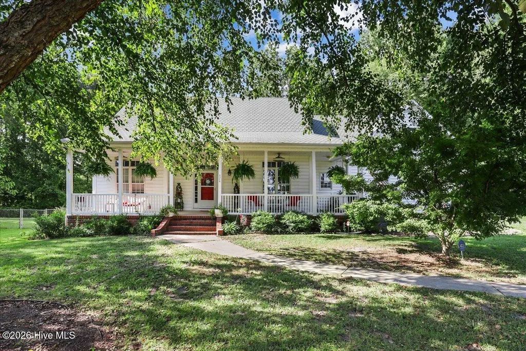 5316 Pebble Creek Circle, Wilson