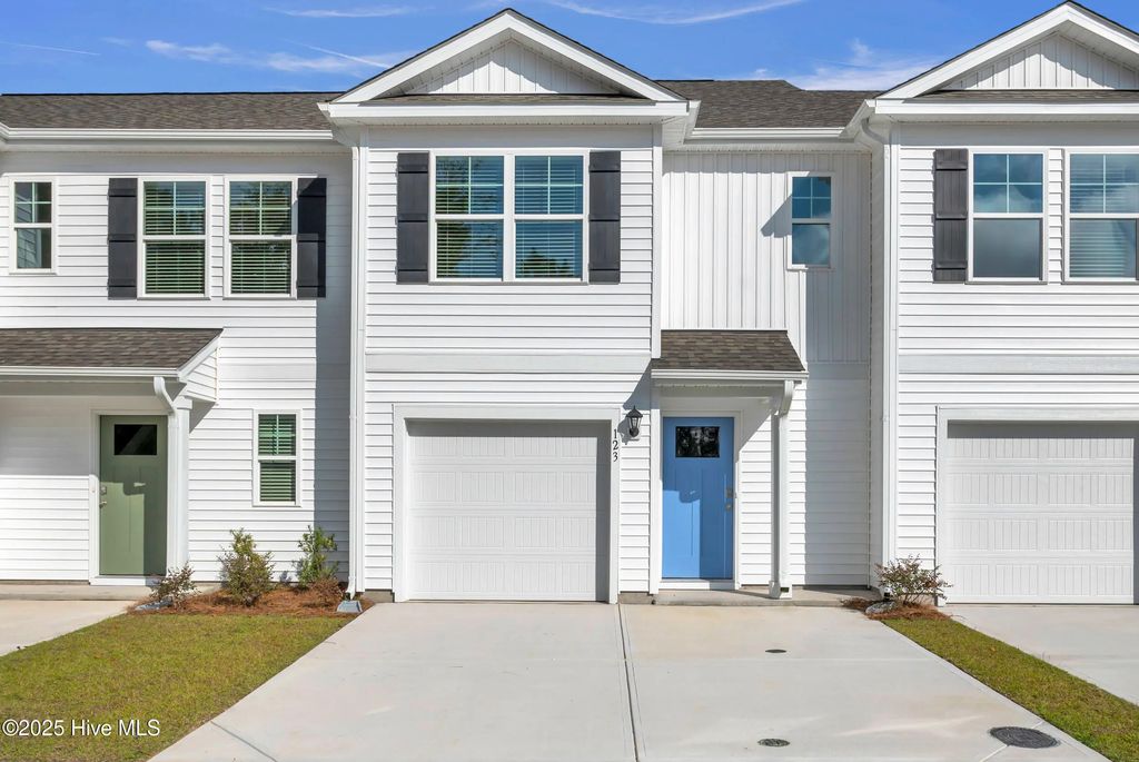 123 S Grassland Road, Surf City