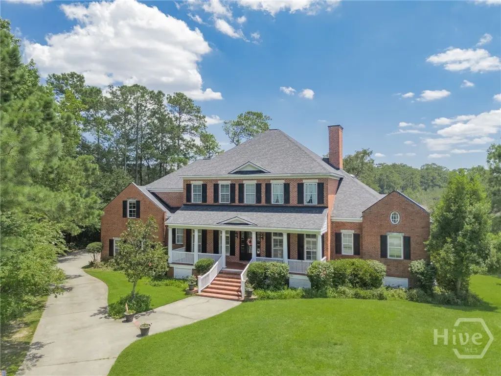 1 Cedar View Drive, Savannah