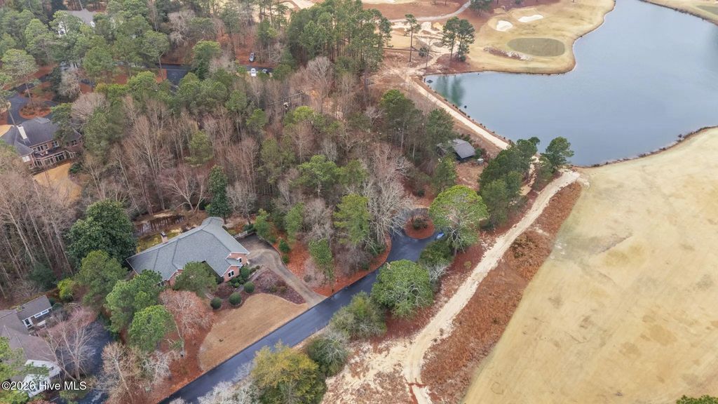 65 Westlake Road, Pinehurst