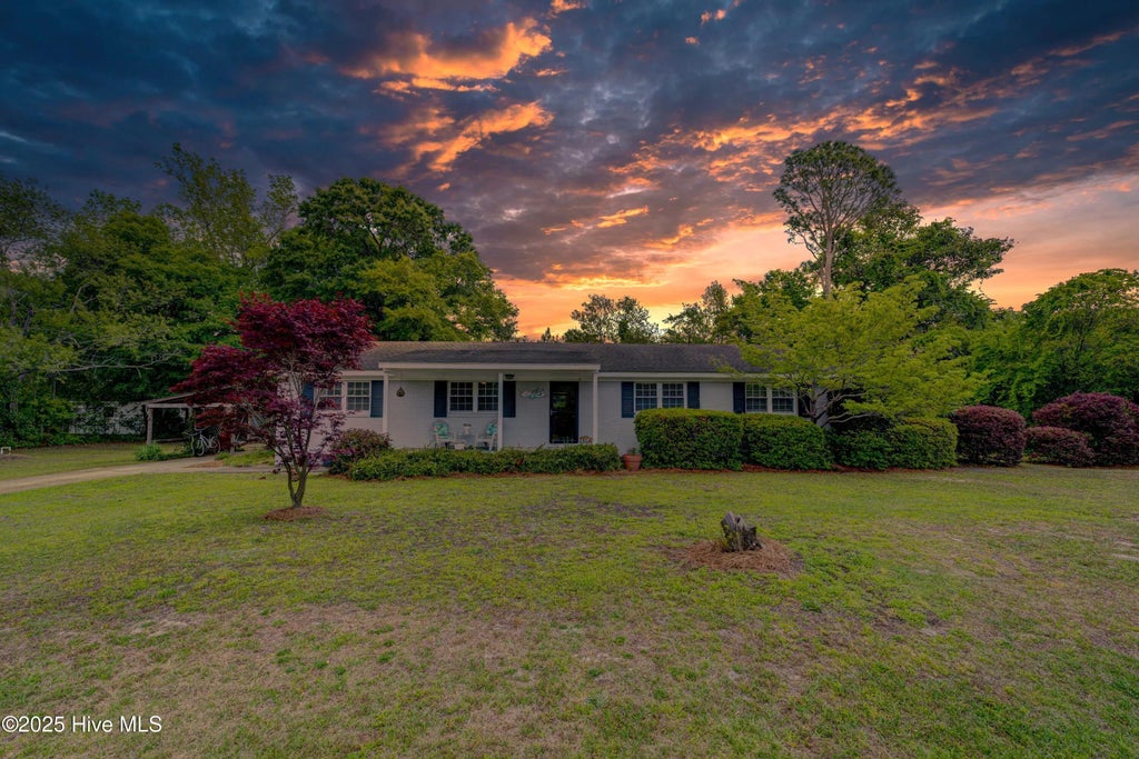 233 Two Chopt Road, Wilmington