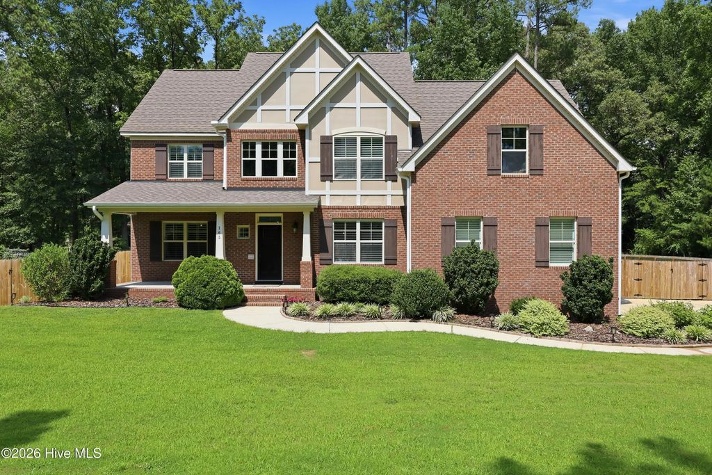 165 Glenmoor Drive, Southern Pines