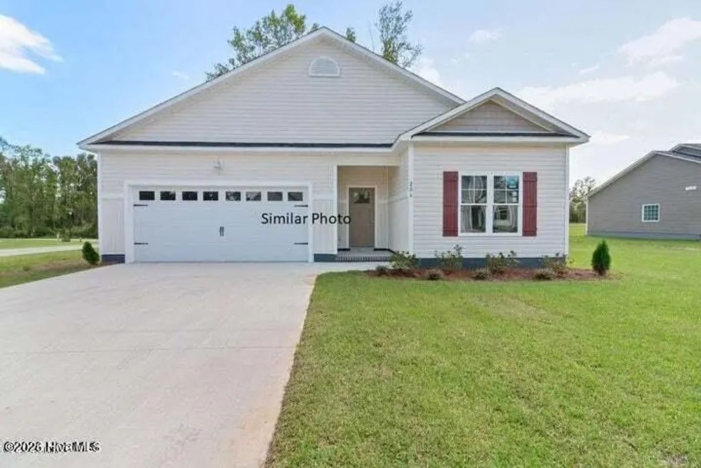 320 E Theriault Court, Jacksonville
