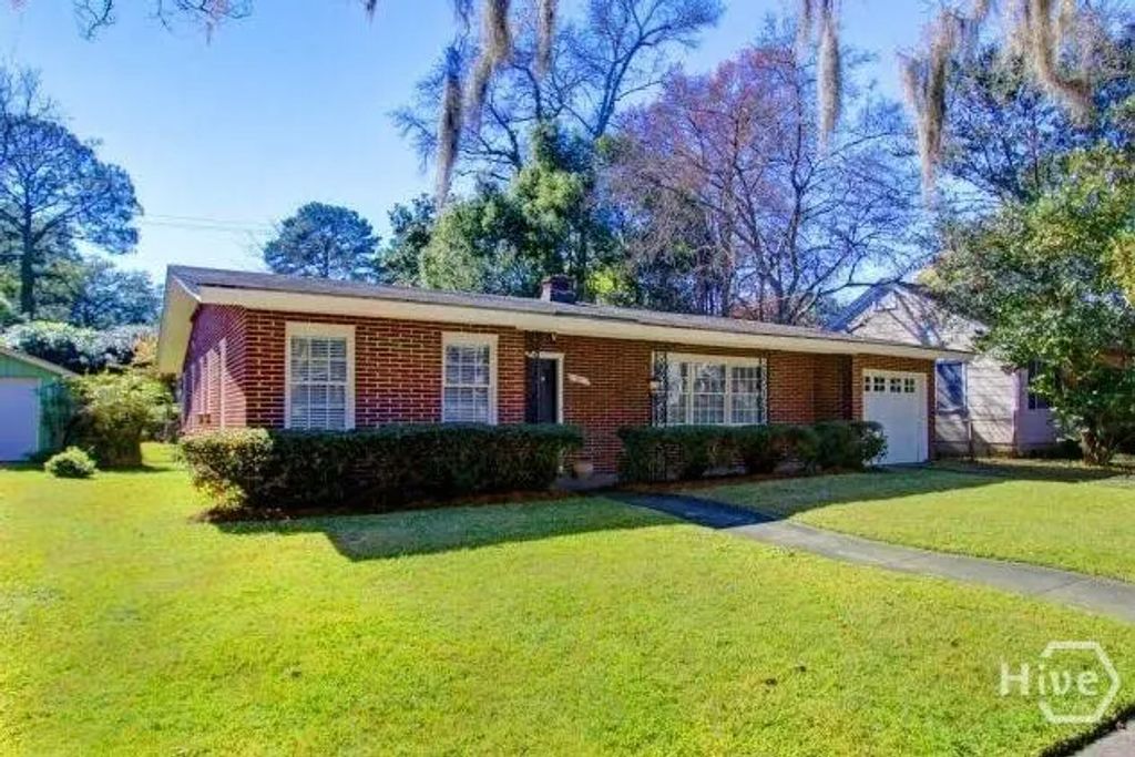 21 Columbus Drive, Savannah