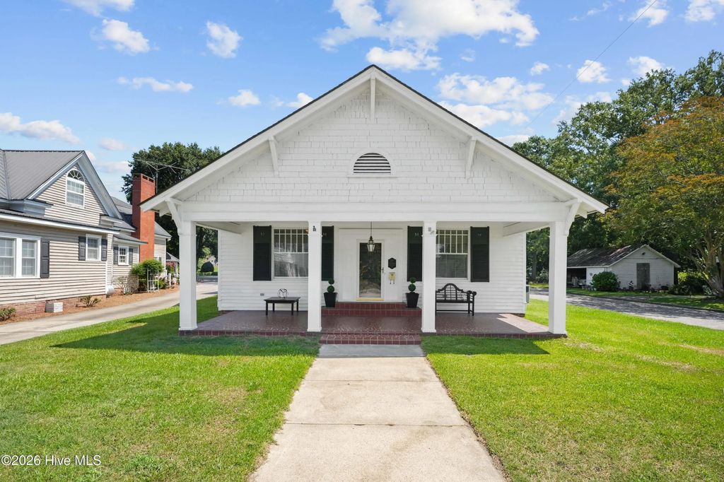 500 W Main Street, Mount Olive