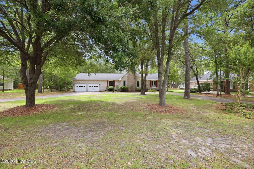 900 Crane Drive, New Bern