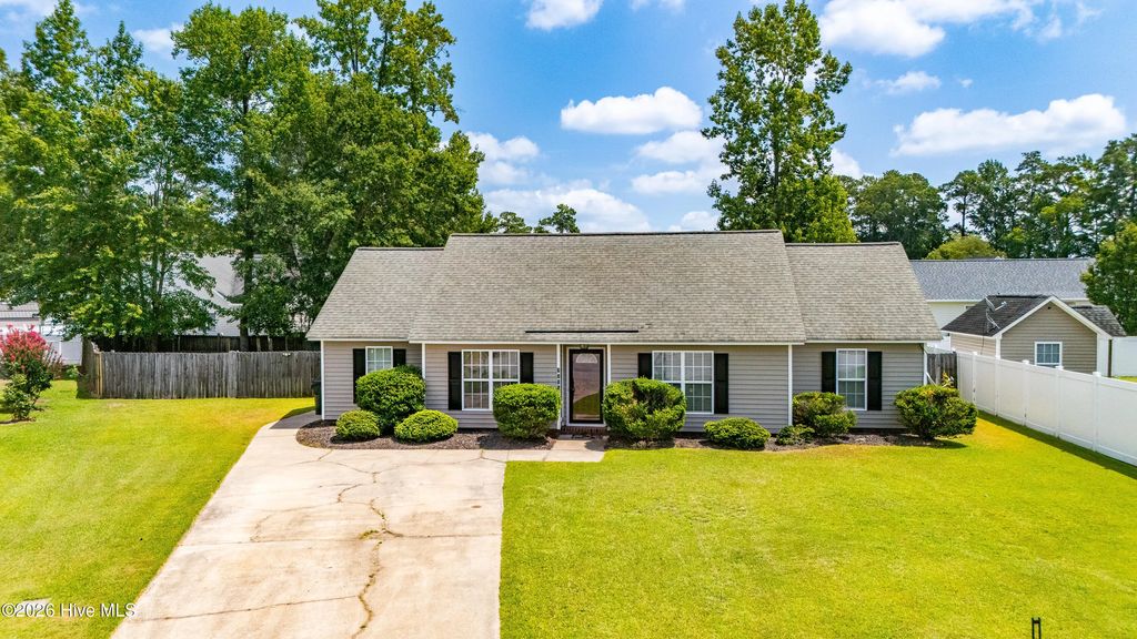 2705 Tonya Court, Winterville