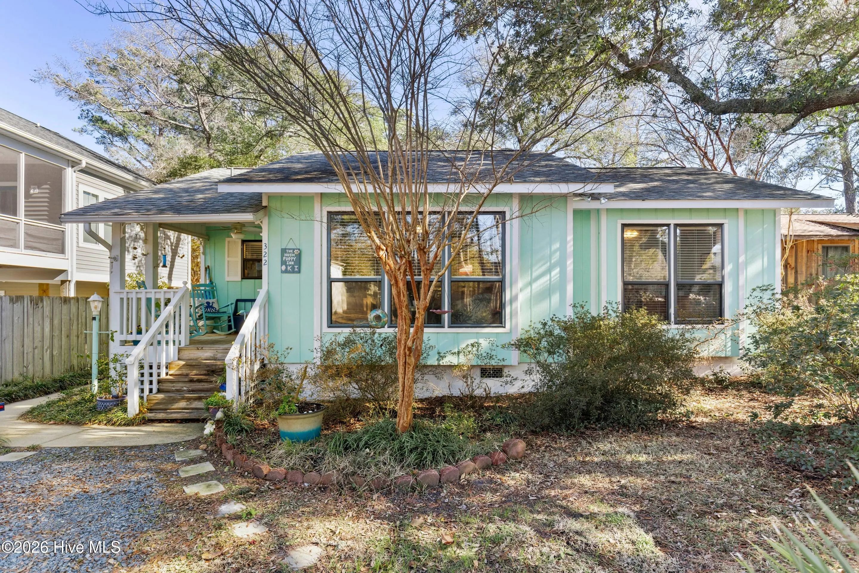 322 Ne 48th Street, Oak Island