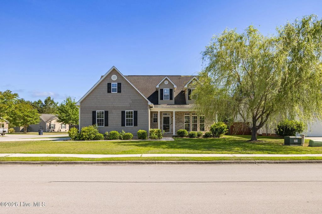 300 Walkens Woods Lane, Jacksonville