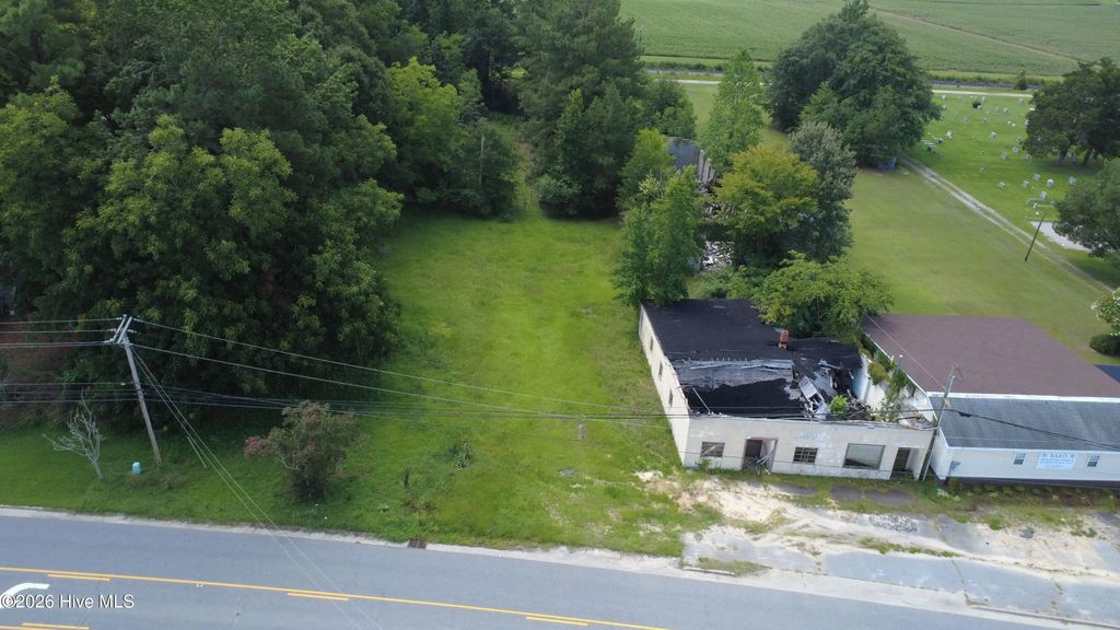 901 W Academy Street W, Robersonville