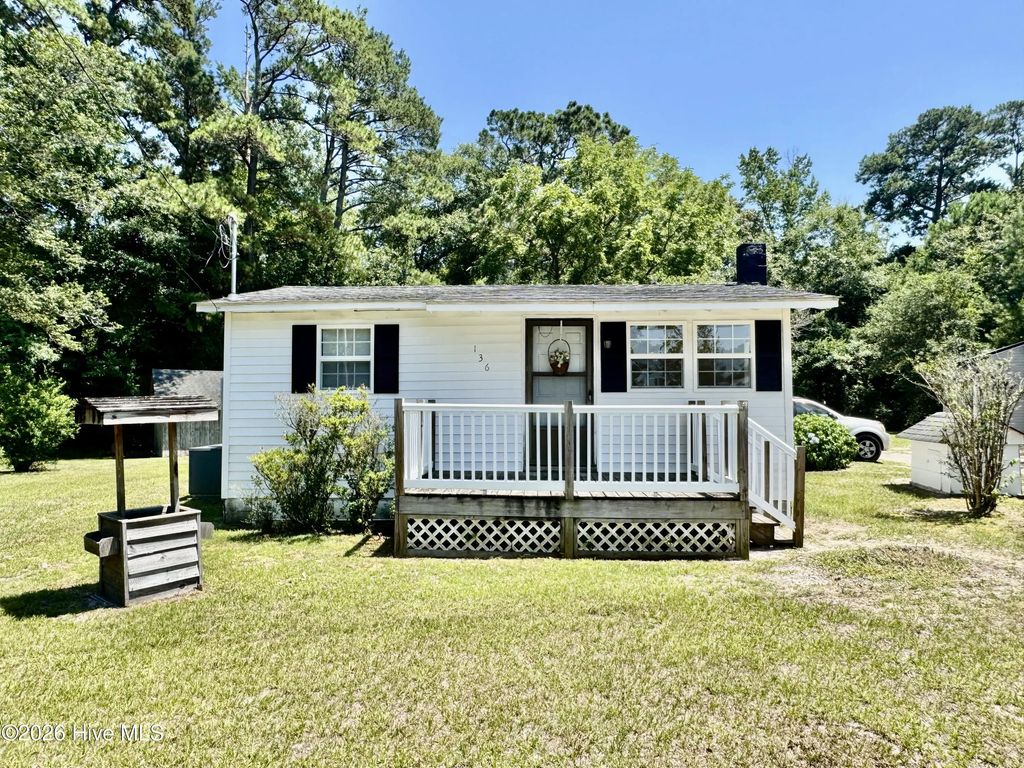 136 Floyd Pond Lane, Richlands