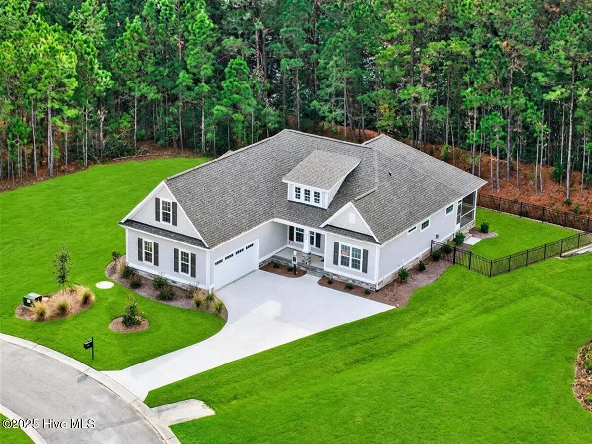 953 Ashburton Road Se, Bolivia