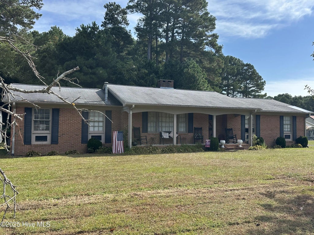 612 Turner Swamp Road, Fremont