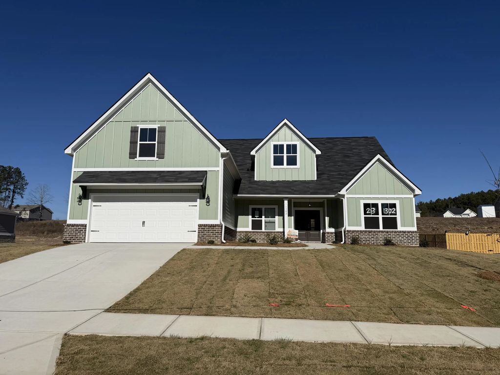 1302 Elias Station, McDuffie