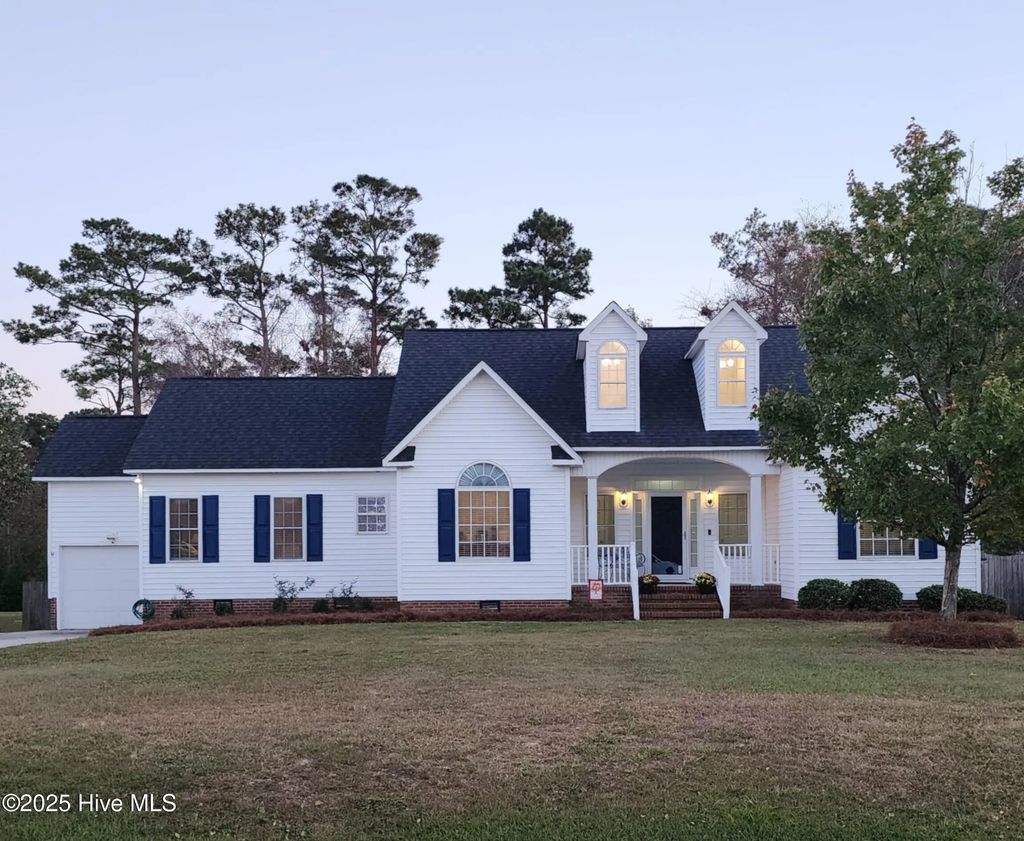 108 Eudora Drive, Newport
