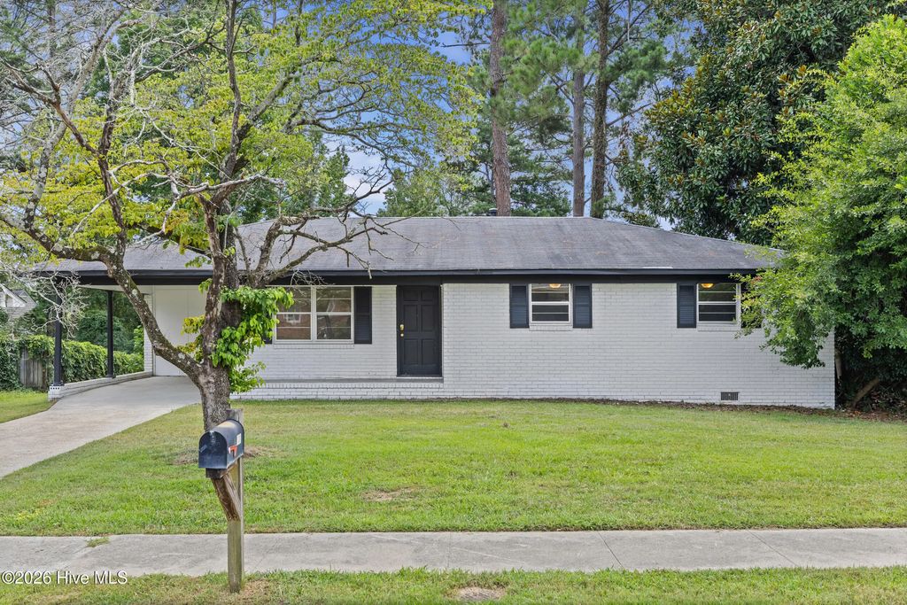 333 Indian Trail, Richmond