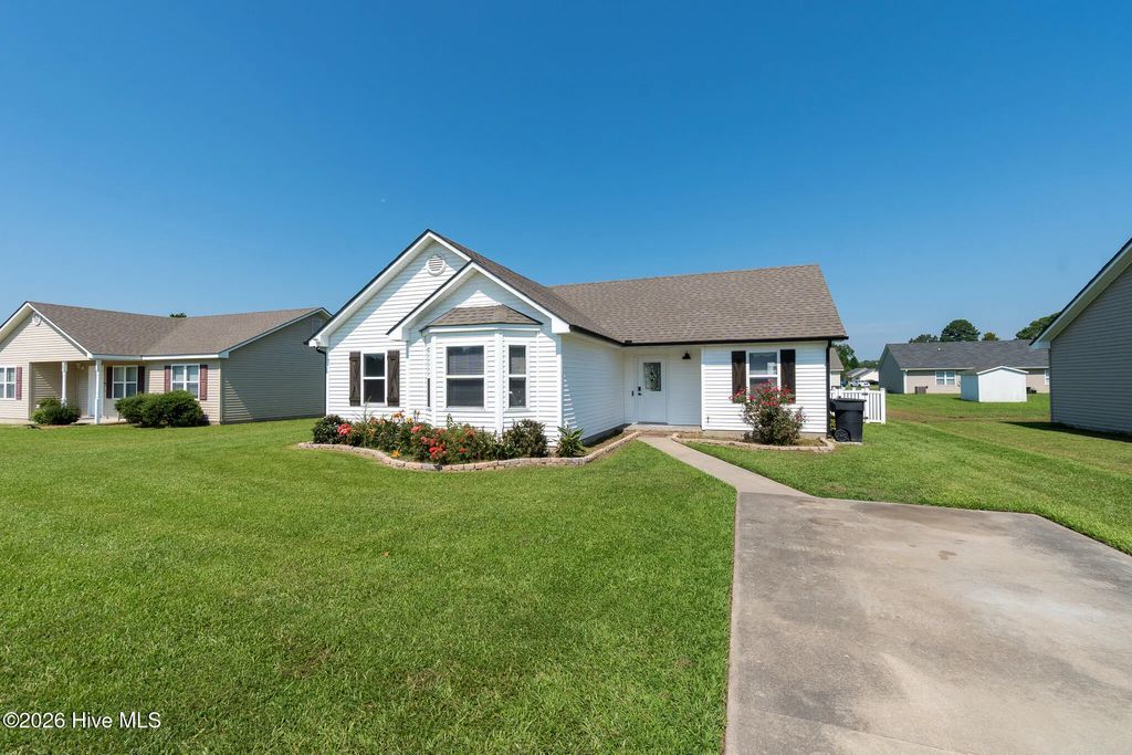 105 Raintree Run, Elizabeth City