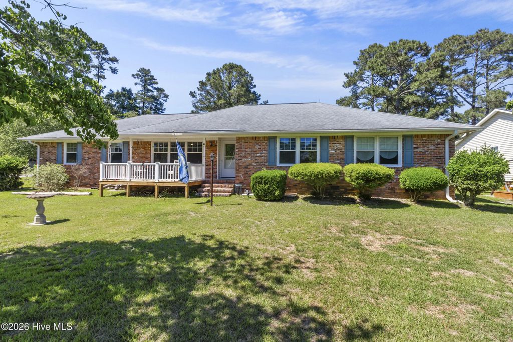 312 Rockledge Road, New Bern