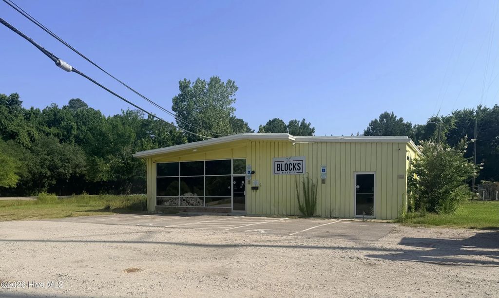 1032 S Madison Street, Whiteville