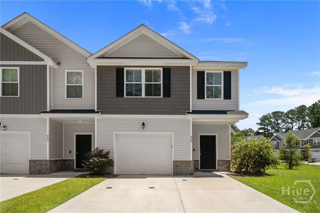 495 Governor Treutlen Circle, Pooler