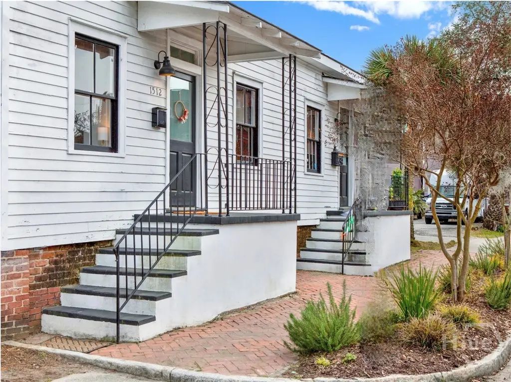 1512 Barnard Street, Savannah