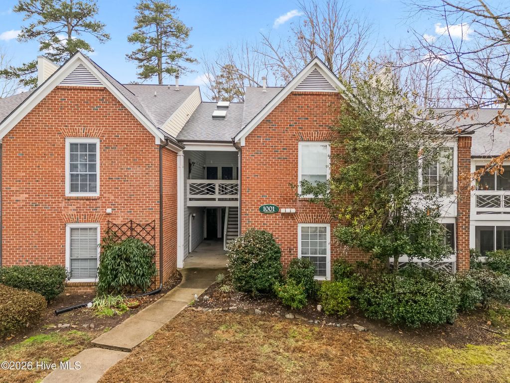 1001 Kingswood Drive J, Chapel Hill